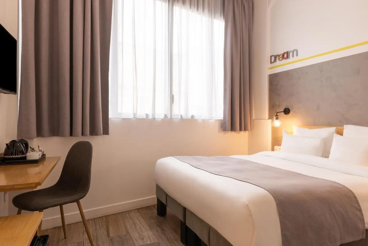 Hotel Terre Neuve Paris